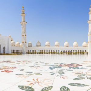 zayed-grand-mosque-center-abu-dhabi-united-arab-emirates
